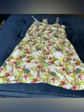 Salty Lemon Spaghetti Strap Tropical Floral Sundress Sz M - White, Pink, Green